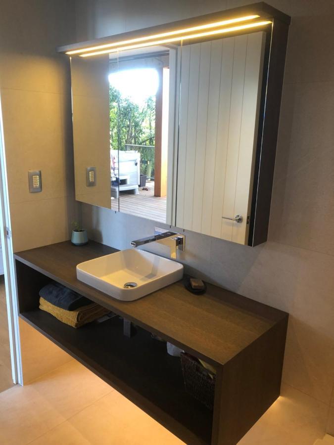 Studio Or Cabin On Whitby Нельсон Экстерьер фото